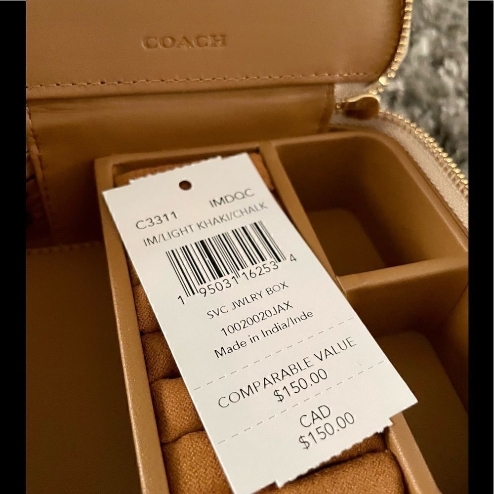 NWT COACH Large Jewelry Organizer Box in Signature Canvas - Picture 5 of 6